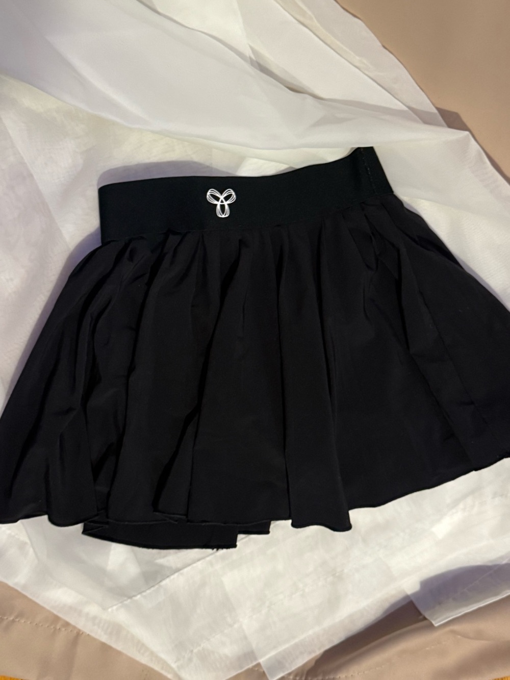 Aritzia Tna tennis skirt worn once
